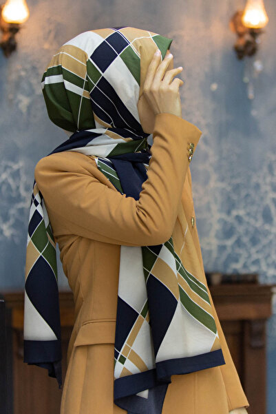 Vissona Luxurious Medina Silk Geometric Patterned Khaki Colored 75X195 Non-Crimp Shalm Moss Crepe Stitch Type Italian Stecker