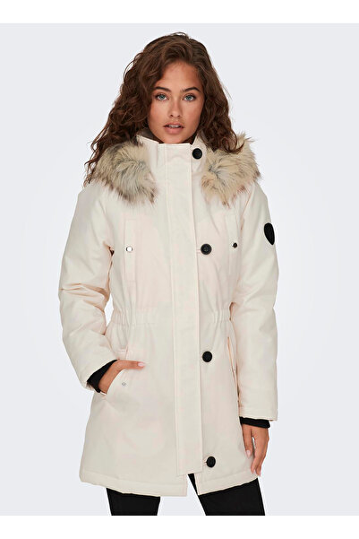 ONLY Kırık Beyaz Kadın Kaban ONLIRIS FUR WINTER PARKA CC 2023 OT