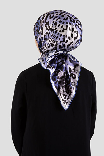 VİOLLA Twill Leopar Desenli İndigo Renkli 90x90 Eşarp (İpek İçermez) Kenar Di...