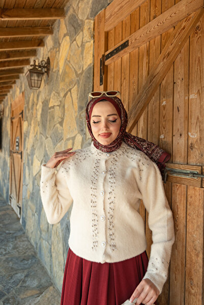 LOCCO Women's Stone Detail Knitwear Jacket Beige