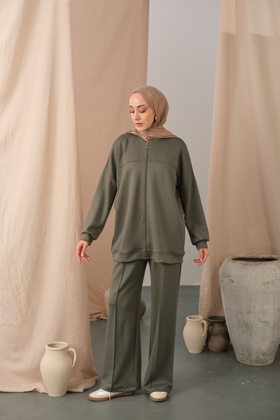 LOCCO Γυναικείο Σετ Κοστούμι Χιλιοστάλακτο Λεπτομέρειας Διπλό Πράσινο