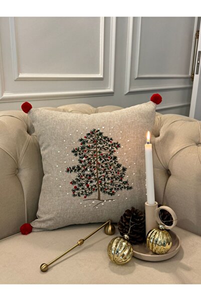 busrasdesign Κάλυμμα μαξιλαριού ριχτάρι με κέντημα από πεύκο και πομπόν σε μπεζ χρώμα