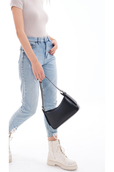 truvalıhelen Elegant and Stylish Faux Leather Baguette Hand Shoulder and Arm Bag