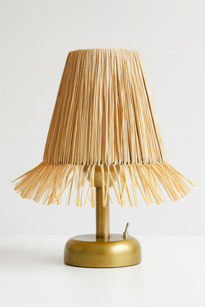 Home Bohem Handmade Saçaklı Rafya Abajur – LED Işıklı Kablosuz Pilli Gold 25 cm Masa Lambası