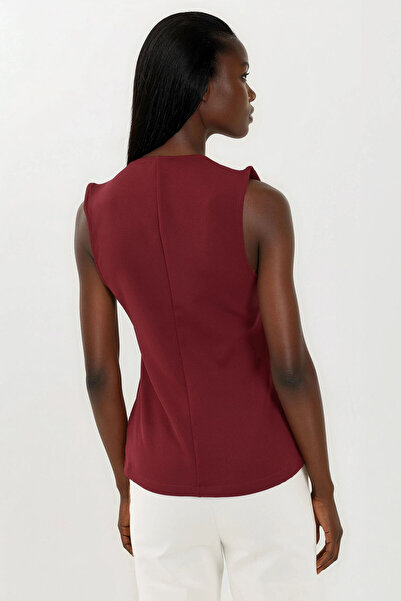 Hiccup V-подібний комір на ґудзиках, облягаючий безрукавний жилет