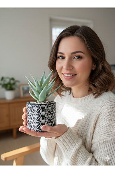 CemreDolgun زهرة اصطناعية مع مزهرية