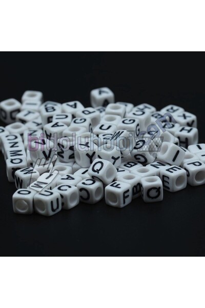 Turgut Brode Mărgele cu litere Cub acrilic alb 10 mm 500 gr