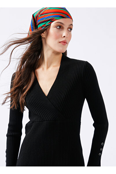 Fabrika Kruvaze Yaka Basic Düz Siyah Kazak Kadın BARESI