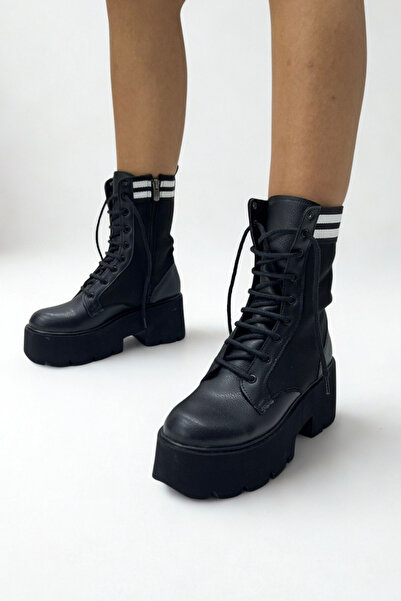 inizio Black Thick Sole Women's Boots P9026