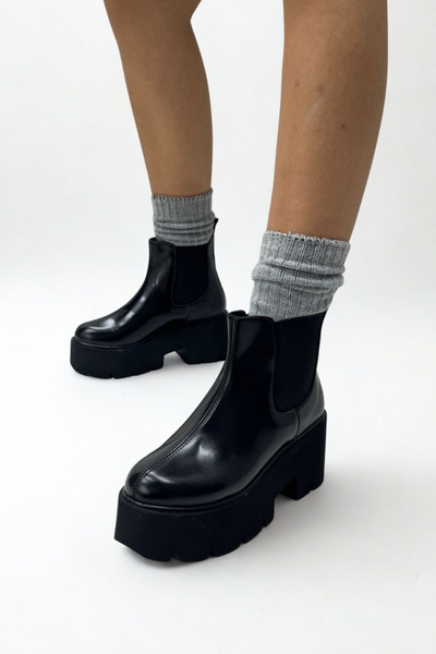inizio Black Matte Patent Leather Women's Boots P9022