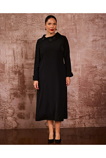 Gala-Xi Büyük Beden Yaka İşlemeli Midi Elbise