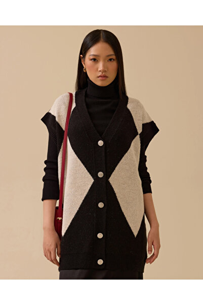 SEÇİL Block Knit Buttoned Cardigan