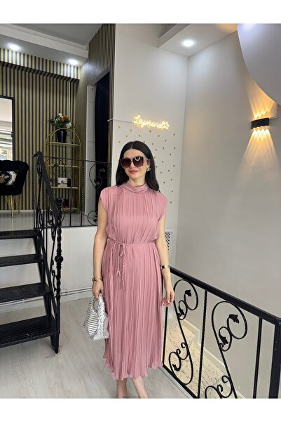 Butik Pembe gül kurusu boğazlı belden bağcıklı astarlı tül uzun elbise