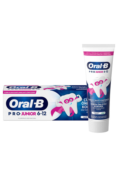 Oral-B Pro Junior Çürük Önleyici Koruma 6-12 Yaş Florürlü Çocuk Diş Macunu 75 ml