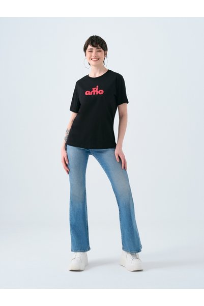 Loft Women's Regular Fit T-Shirt - Sleeves