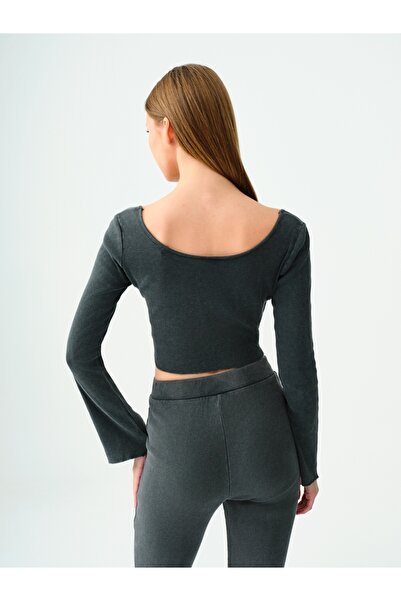 Loft U. Sleeve Crop Women's Blouse