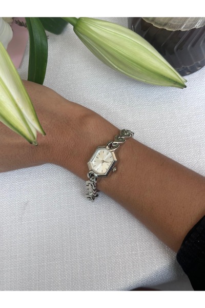 Twelve Vintage Minimal Women's Wristwatch