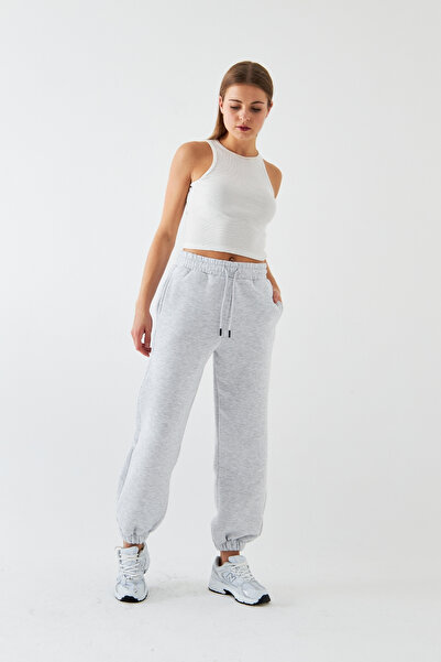 The Champ Clothing Oversize Unisex Sweatpants Gray Melange – 3-Thread Ribbed, Elasticated Waistband, Pockets, Relaxed Fit