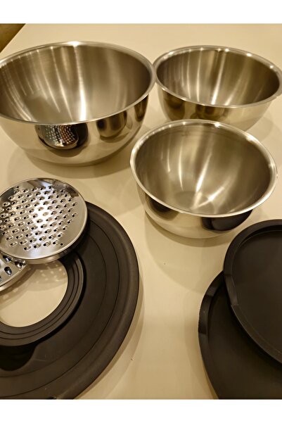 tash home Mixing Bowl/Dough Bowl Set of 4 with Grater and Whisk