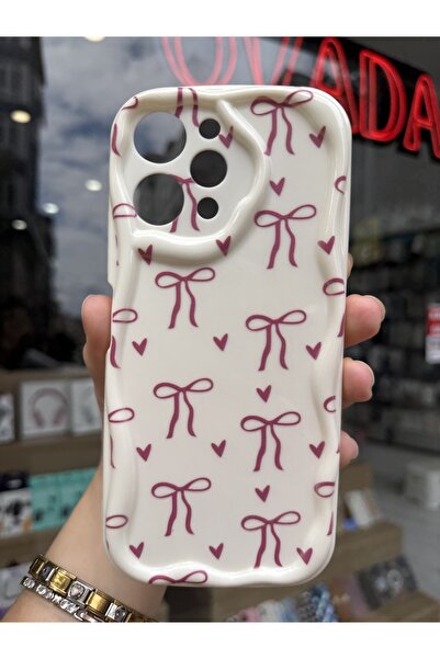 OVADA Xiaomi Redmi 12 Uyumlu Kurdele Ve Kalp Desenli 3D Dalga Kenarlı Kamera Korumalı Kılıf