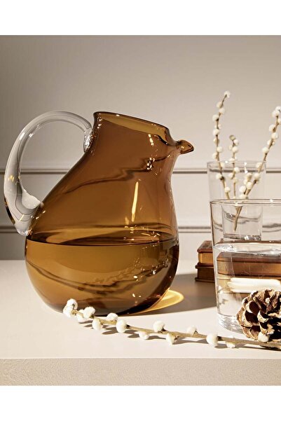 Madame Coco Handgefertigter Glaskrug Emeline