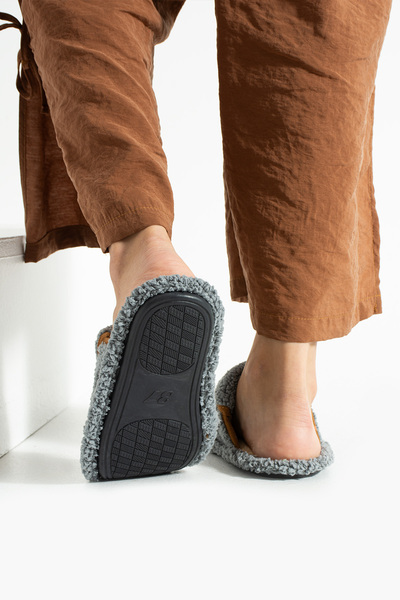 Moda Devrin Gri Fildişi Dikişli Yıkanabilir Kışlık Kadın Terlik (Dar kalıptır)