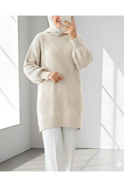 Modamorfo Round Neck Diamond Pattern Slit Knit Sweater - Ecru
