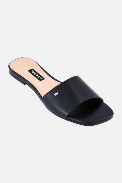 Nine West Women Slip On Flats, Black
