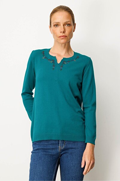 Desen Triko Women's Crew Neck Floral Embroidered Blouse A.Ö.Başı