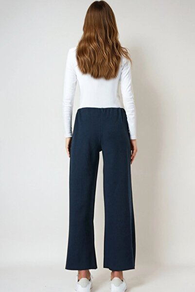 VAGGON Women's Navy Blue Elastic Waist Pocketless Palazzo Trousers Vs01027
