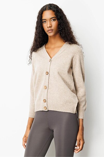 Desen Triko Women's V-Neck Short Wool Cardigan K.Beige