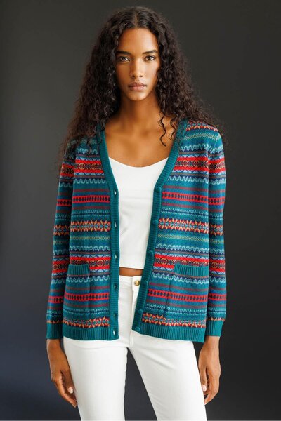 Desen Triko Women's V-Neck Jacquard Wool Cardigan Early 2000S