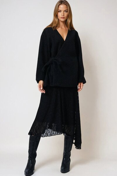 VAGGON Women's Black Double Breasted Collar Side Tie Premium Jacket Vs01010