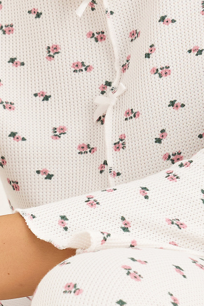 Siyah İnci Ecru Floral Patterned Waffle Fabric Knitted Pajama Set 7944