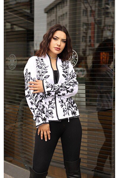 Dadali Leaf Embroidered Belted Jacket White