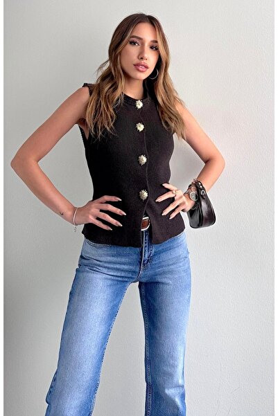 fujya Плетена жилетка с златни копчета и закопчалки