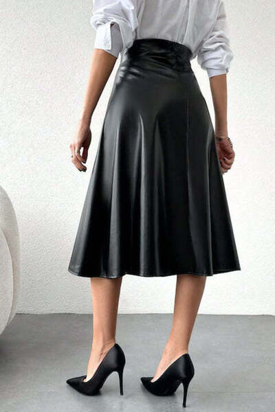 StreetWear Outlet Women's Skirt Made of Leather, Flared