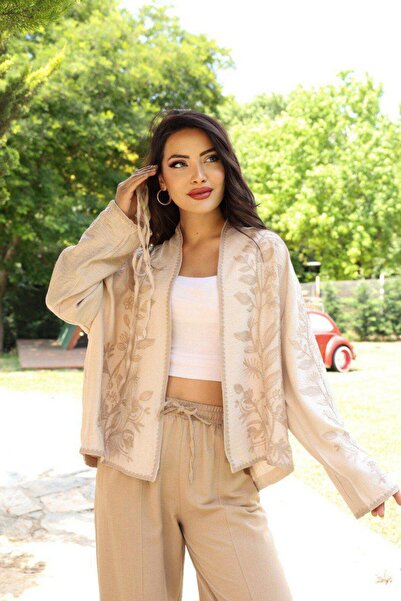 Dadali سترة مطرزة بأوراق الشجر مع حزام إكرو