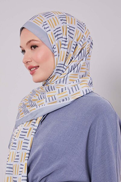 Levidor Gray Square Line Pattern Club Shawl