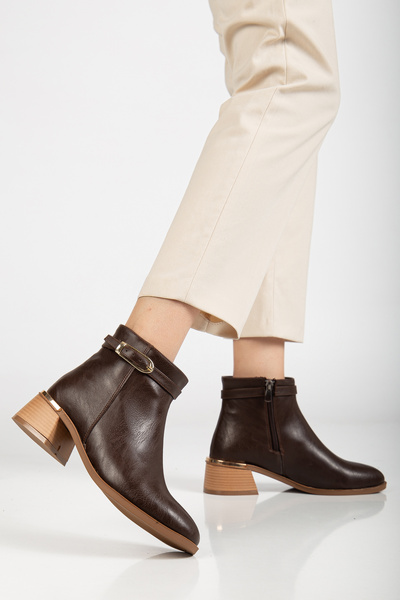 MARSEDO Kadın Altın Toka Detaylı Fermuarlı Günlük Bot Aria Kahve Cilt