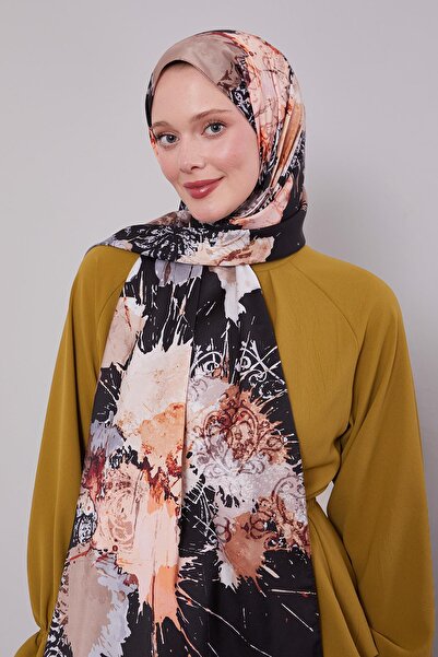 Levidor Black Batik Pattern Twill Shawl