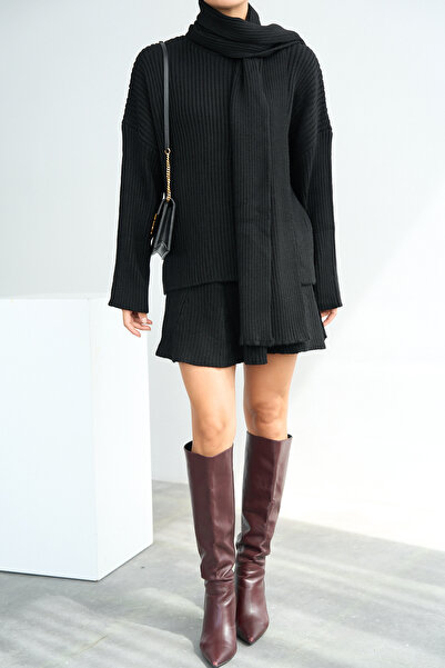 LOOSH Kadın Siyah Yarım Balıkçı Yaka Şal Aksesuarlı Kazak Piliseli Etek Triko...