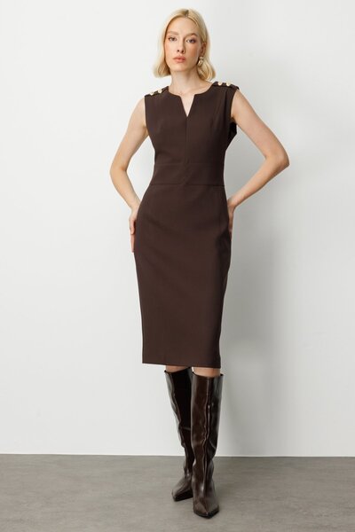 Ekol Ornamental Button Detailed Sleeveless Dress