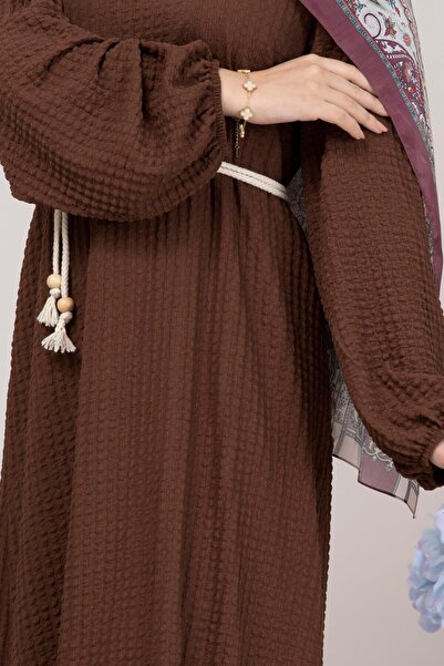 Sevitli Φόρεμα βροχής με στρογγυλή λαιμόκοψη-Καφέ