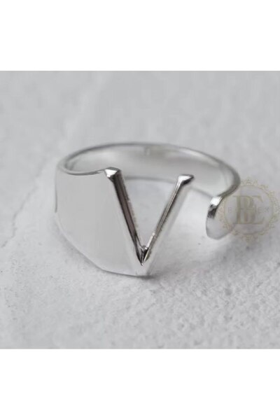 Shiklik خاتم نسائي لامع قابل للتعديل بلون فضي مع حرف