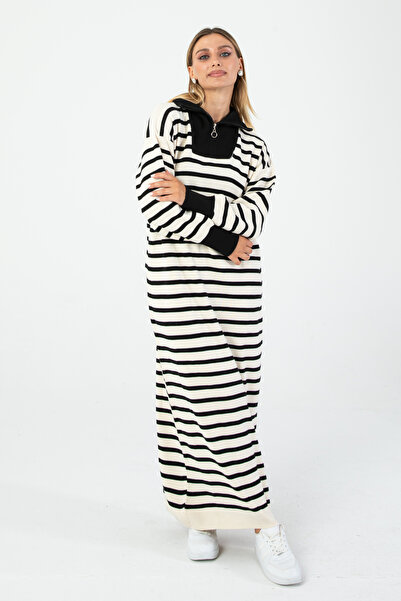 Nuevo Çizgili Triko Elbise Ekru Siyah – Rahat ve Şık Tesettür Uyumlu Kışlık Model Standart Beden