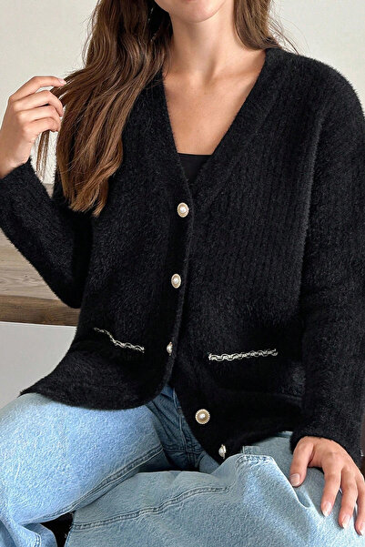 H&E LUXURY DESIGN سترة نسائية سوداء ذات ملمس ناعم ومزينة بأزرار لؤلؤية