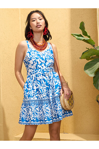 Sassafras By Styli Blue Sweetheart Neck Belted Mini Dress