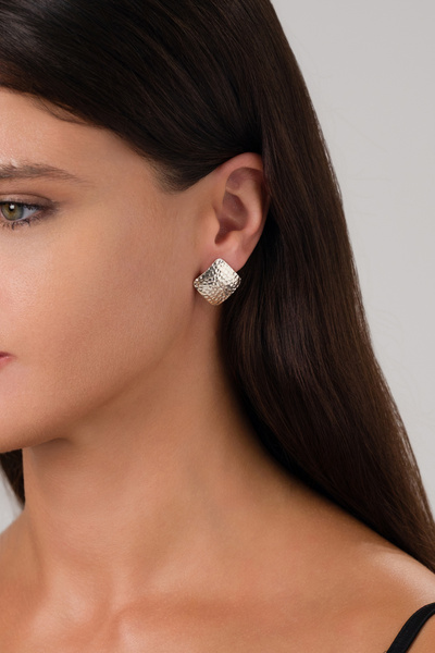 Baskın gümüş 925 Ayar Gümüş Dövme Çivili Tasarım Küpe