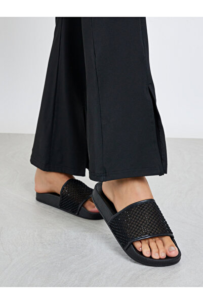 Styli شبشب نسائي بحزام من حجر الراين